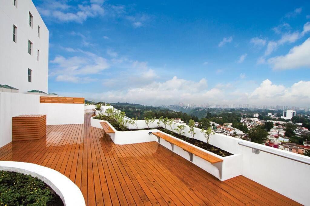 2 Rooms, 1 King Size Bed, 64" Smart Hdtv Guatemala City Exterior foto
