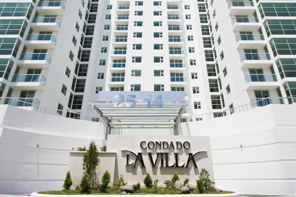 2 Rooms, 1 King Size Bed, 64" Smart Hdtv Guatemala City Exterior foto